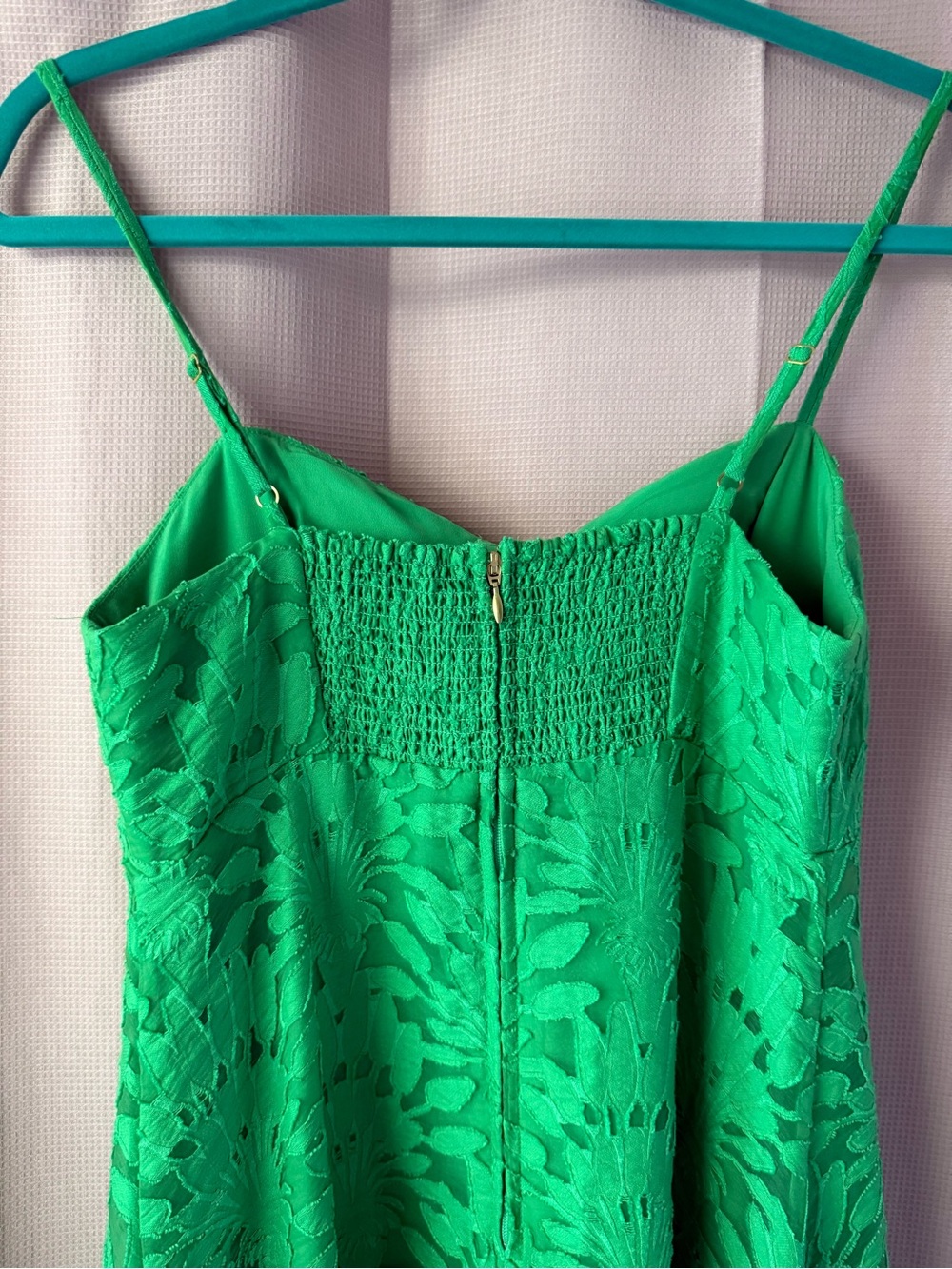 Saralynne Green Lace Maxi Dress - Picture 4 of 6